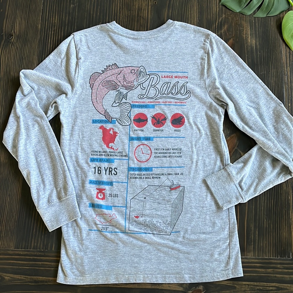 Columbia Sportswear Bass Fishing Long-Sleeve Shirt / T-Shirt  / Tee size: S